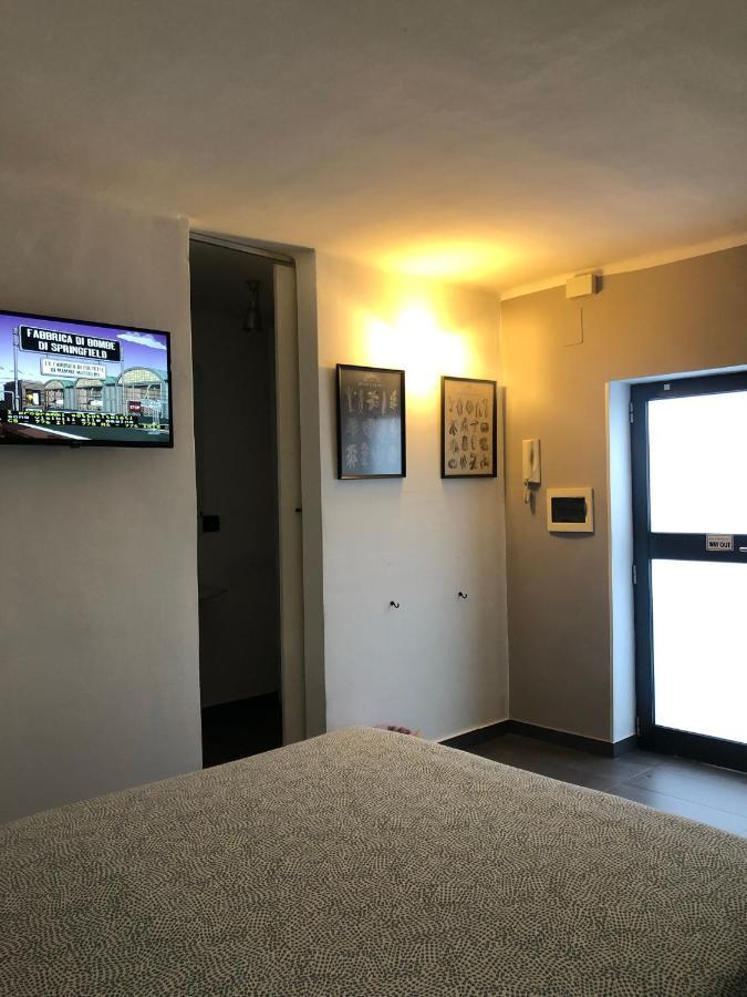 Amendola Howme Bari Bagian luar foto